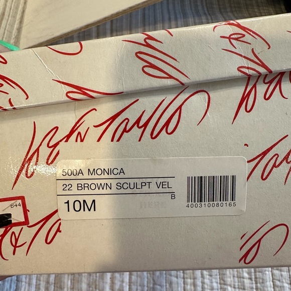 Vintage Brown Velvet Block Heel Loafers by Joan & David 10M Monica Sculpted - Picture 9 of 13